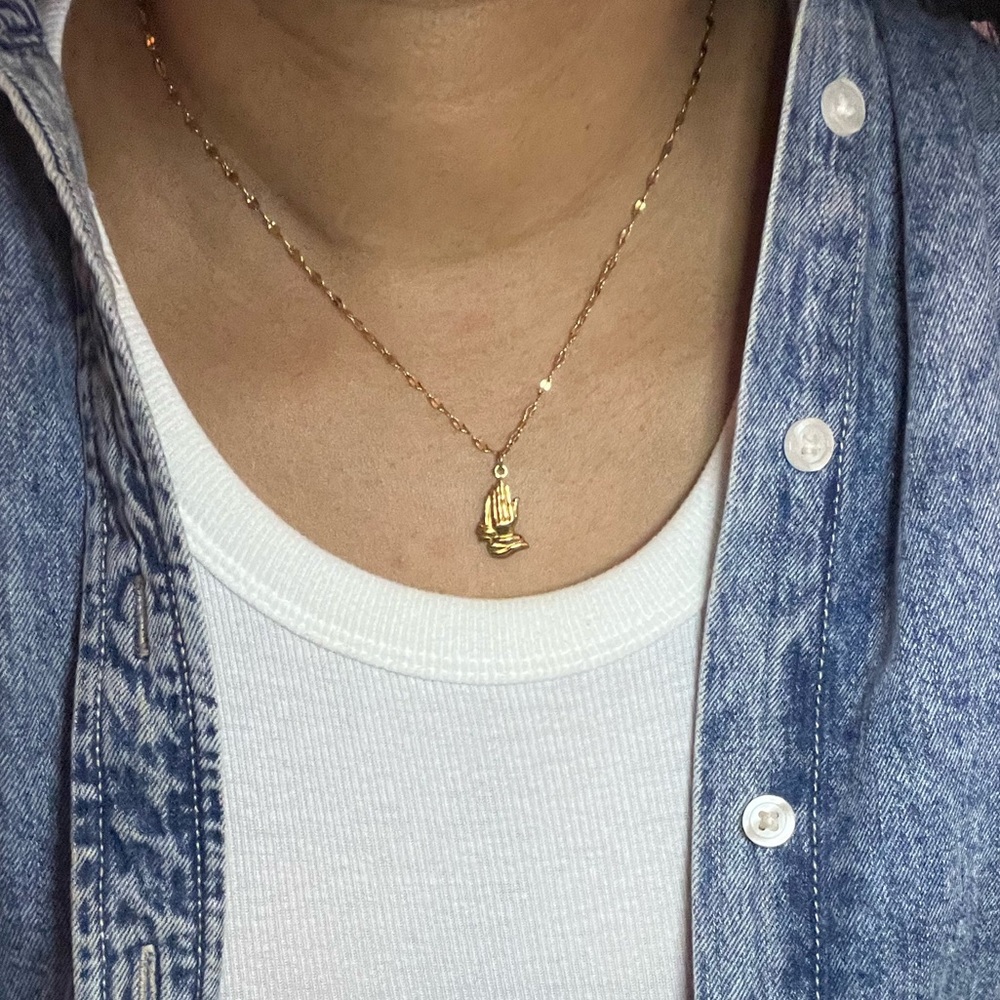 Pray Without Ceasing Necklace 18k Gold 🙏🏽 - Picture 2 of 6